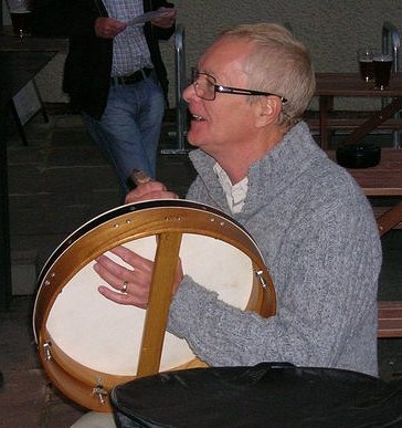 Ed_on_the_Bodhran.jpg